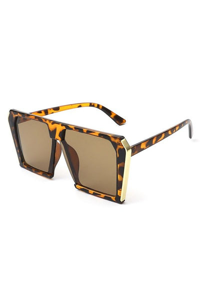 Women Square Oversize Fashion Sunglasses.